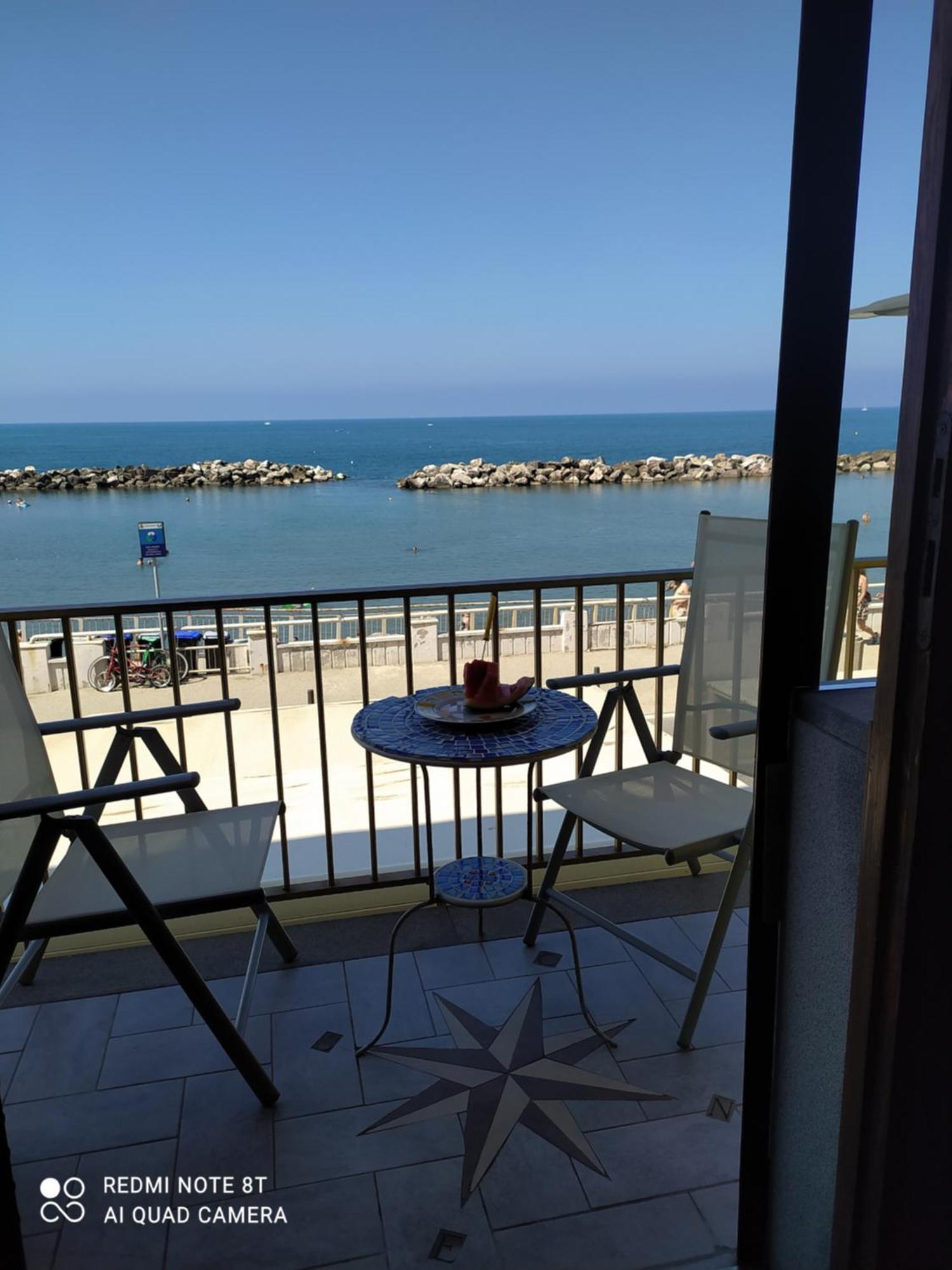 Casa Vacanze Marina Di Pisa Catola Exteriör bild