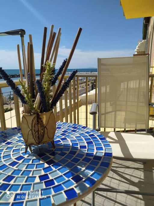 Casa Vacanze Marina Di Pisa Catola Exteriör bild