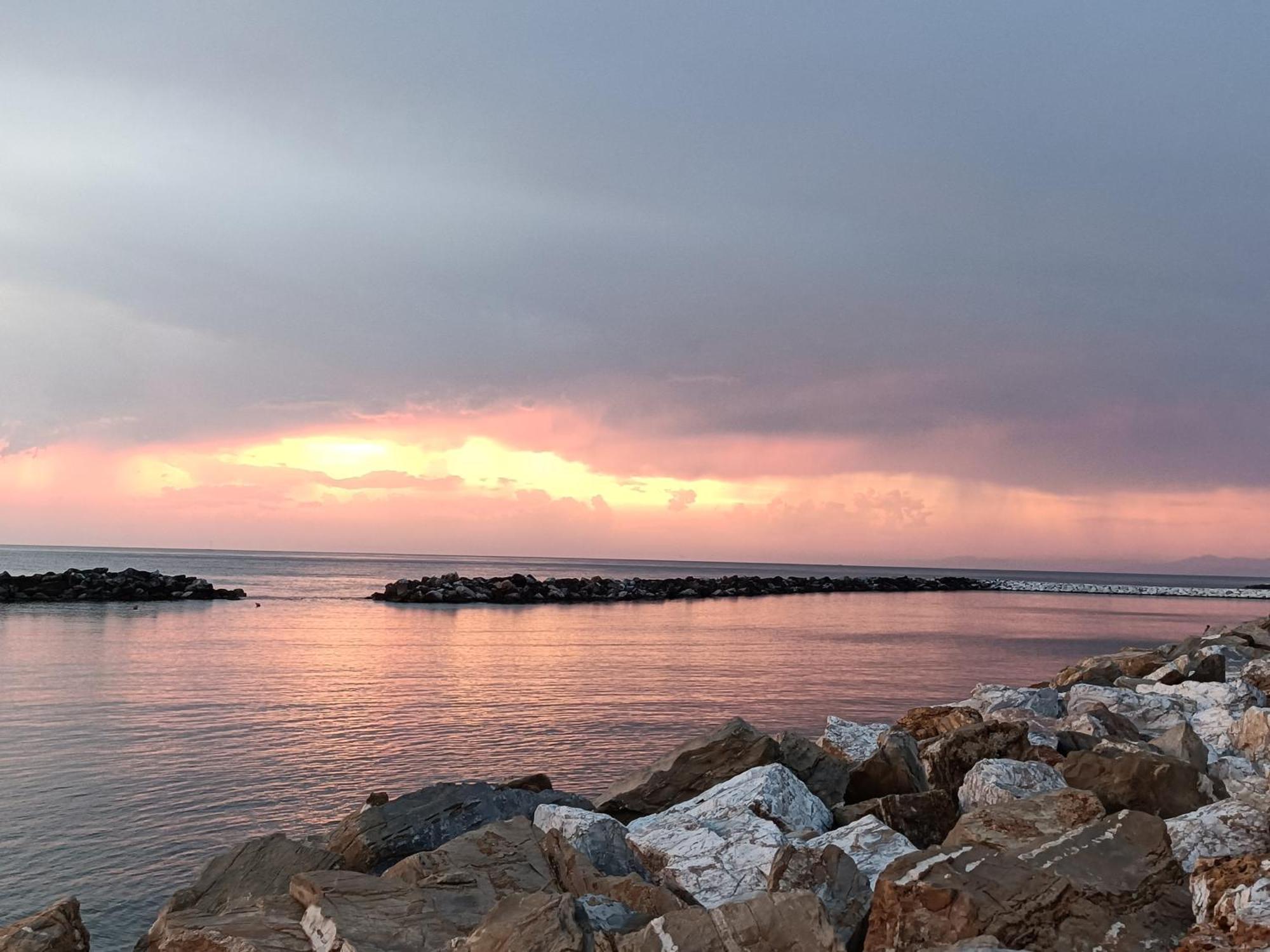 Casa Vacanze Marina Di Pisa Catola Exteriör bild